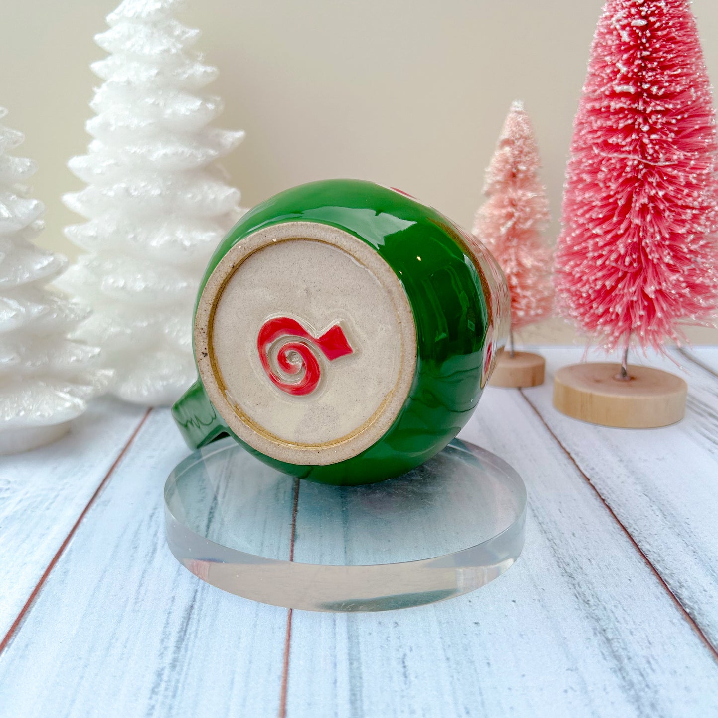 Green Reindeer 16 Ounce Mug