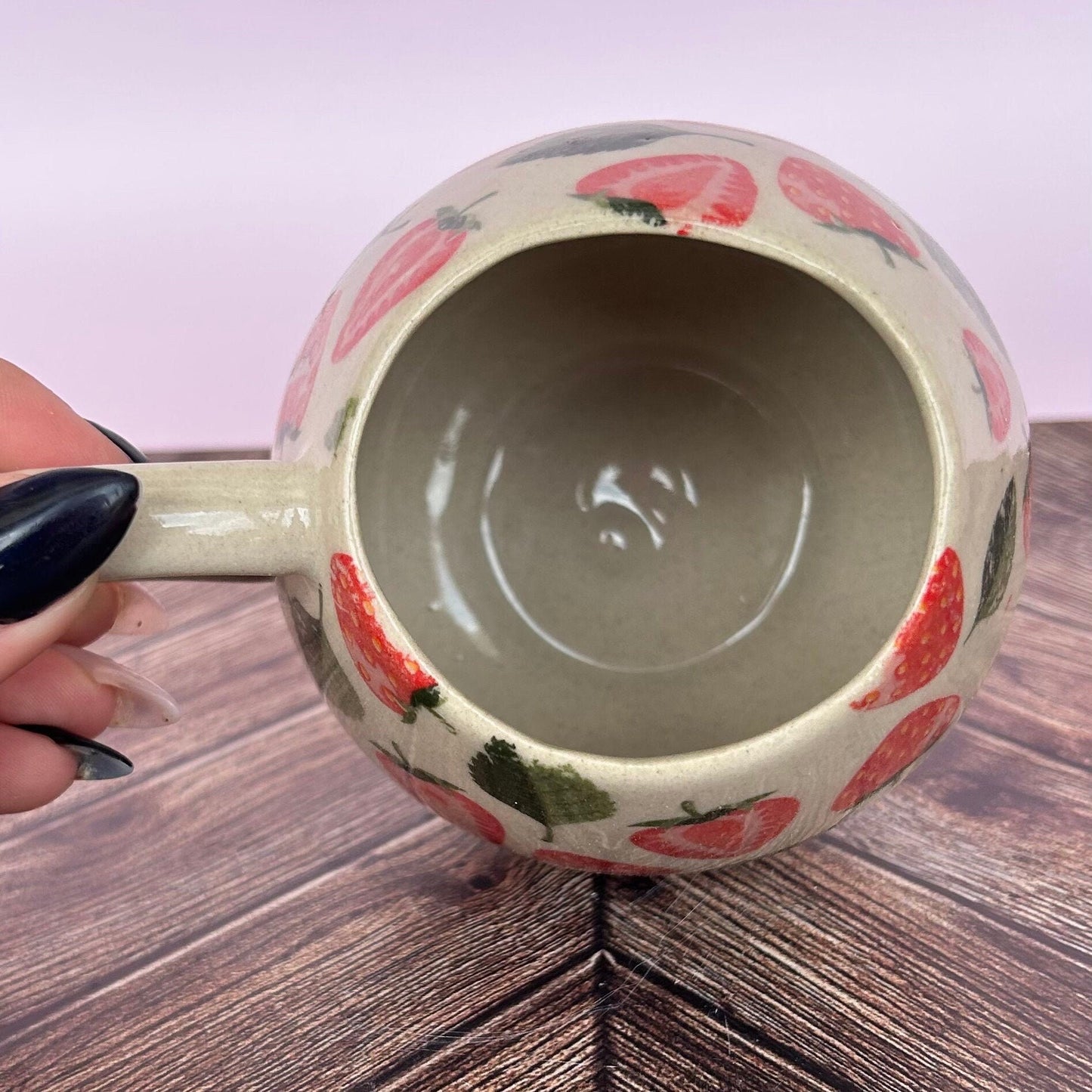 Strawberry 12 Ounce Ceramic Mug