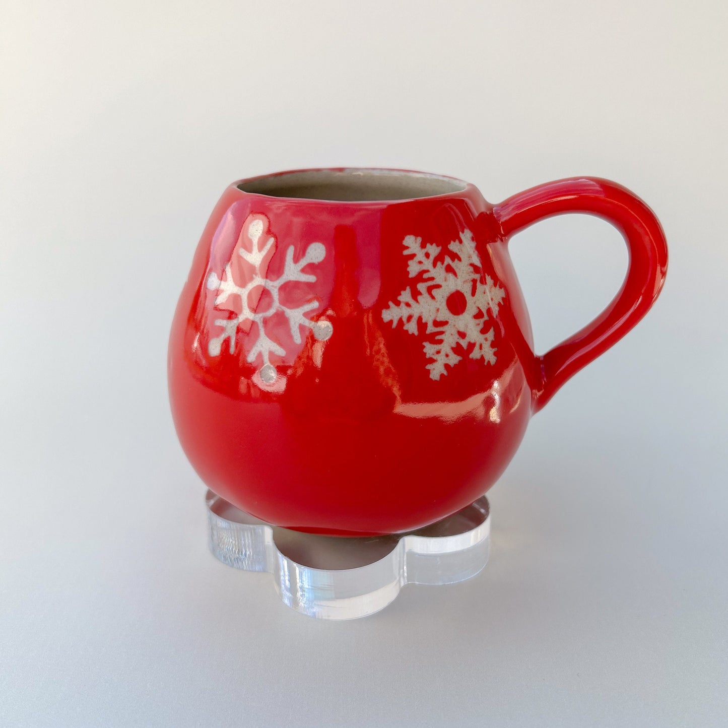 Red Snowflake 12 Ounce Ceramic Mug