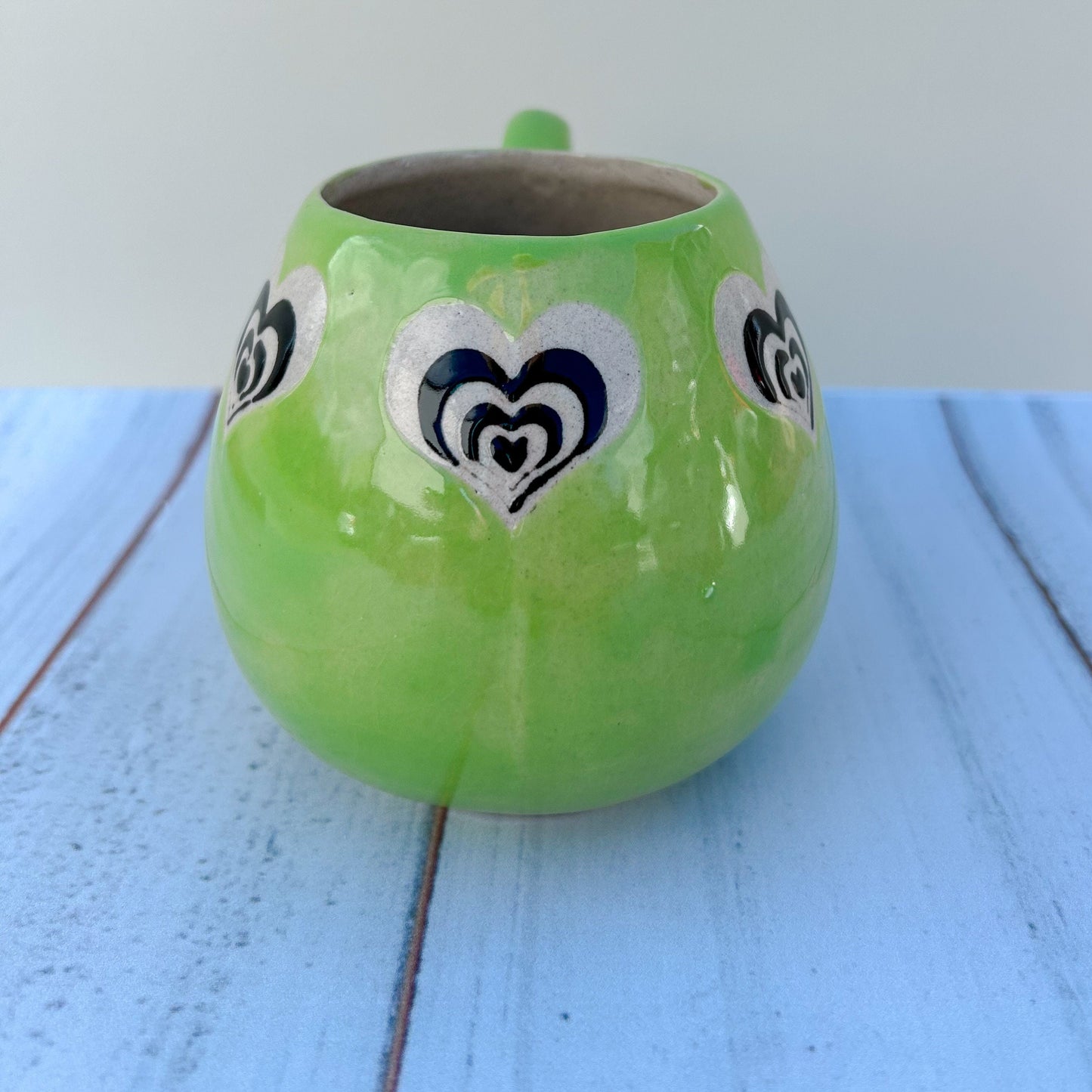 Green Heart 12 Ounce Ceramic Mug