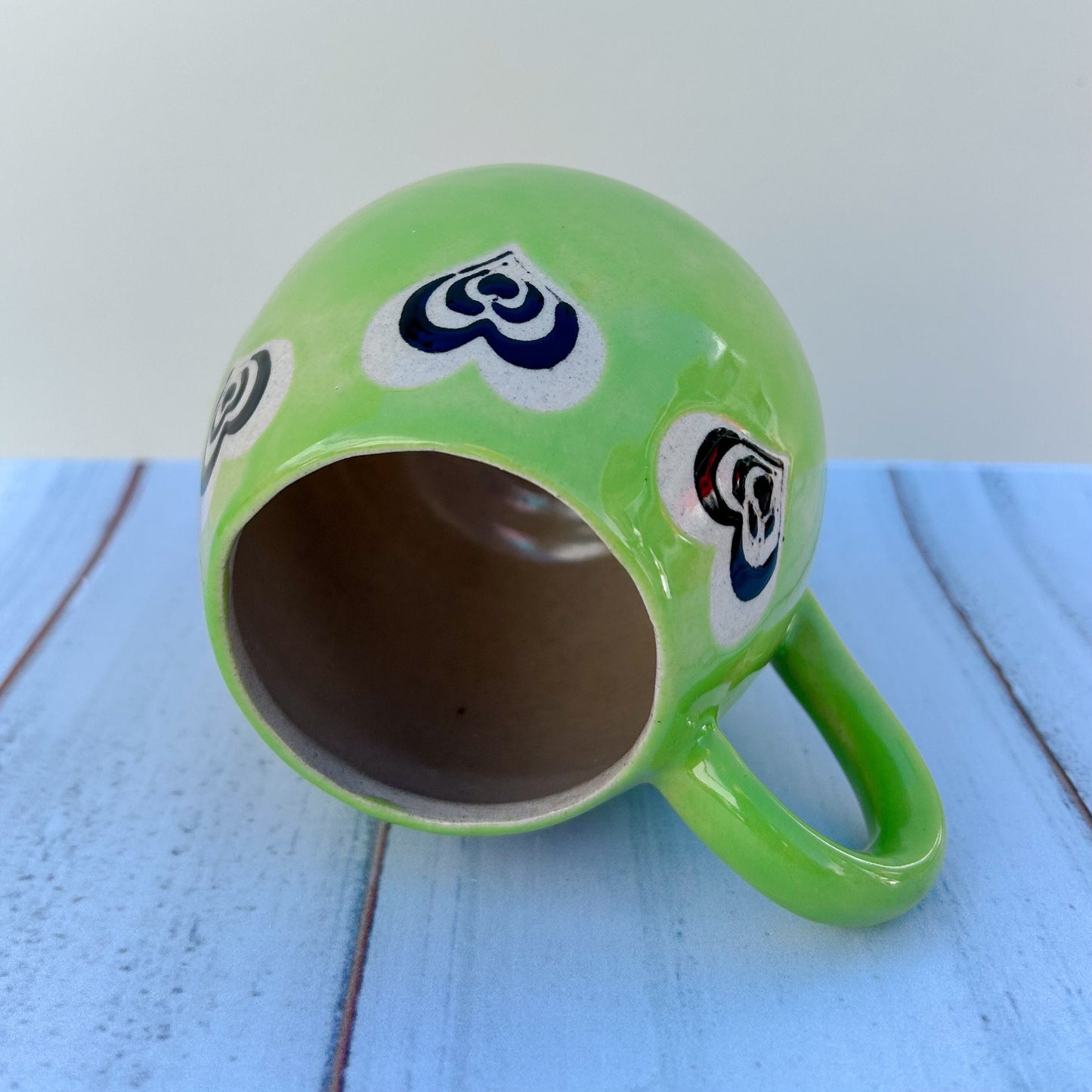 Green Heart 12 Ounce Ceramic Mug