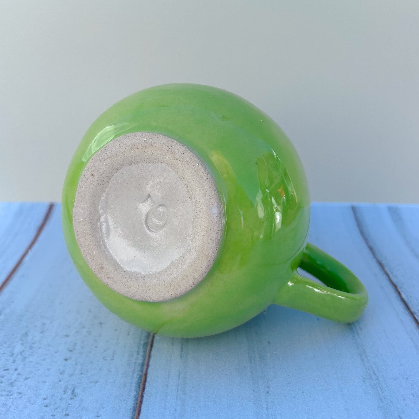 Green Heart 12 Ounce Ceramic Mug