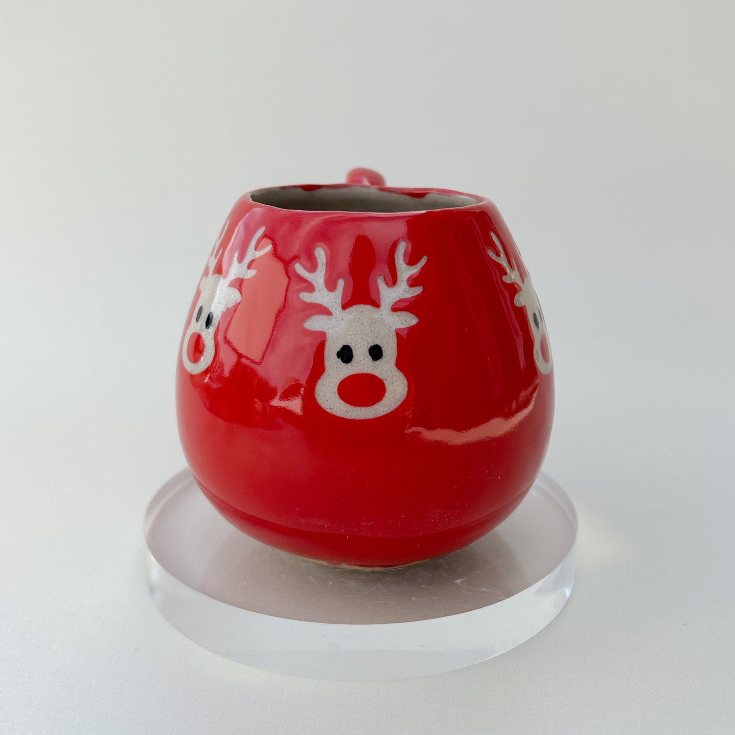 Red Reindeer 12 Ounce Ceramic Mug