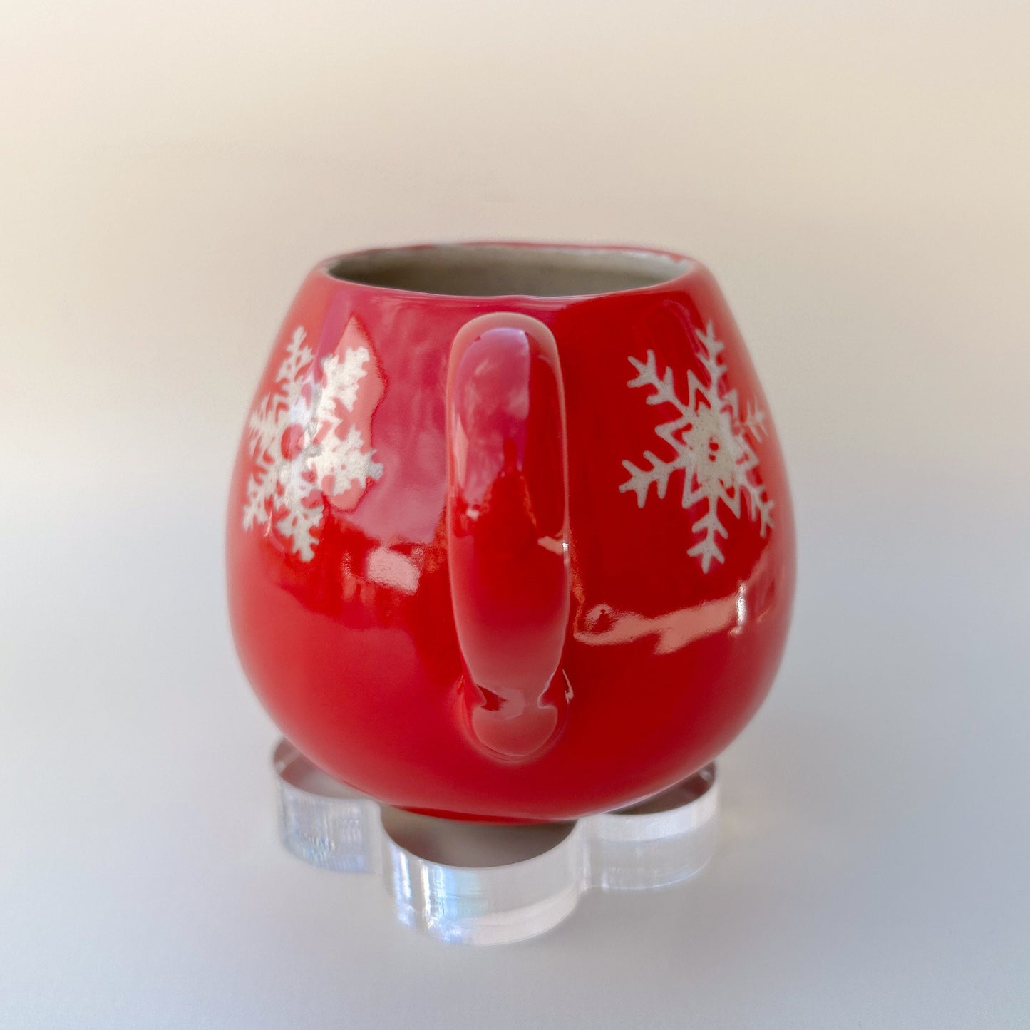 Red Snowflake 12 Ounce Ceramic Mug