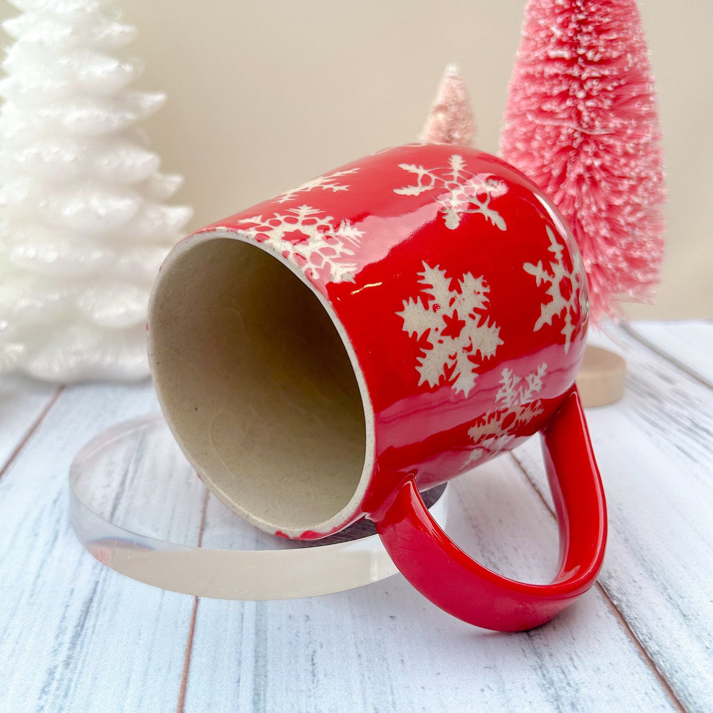 Red Snowflake 16 Ounce Ceramic Mug