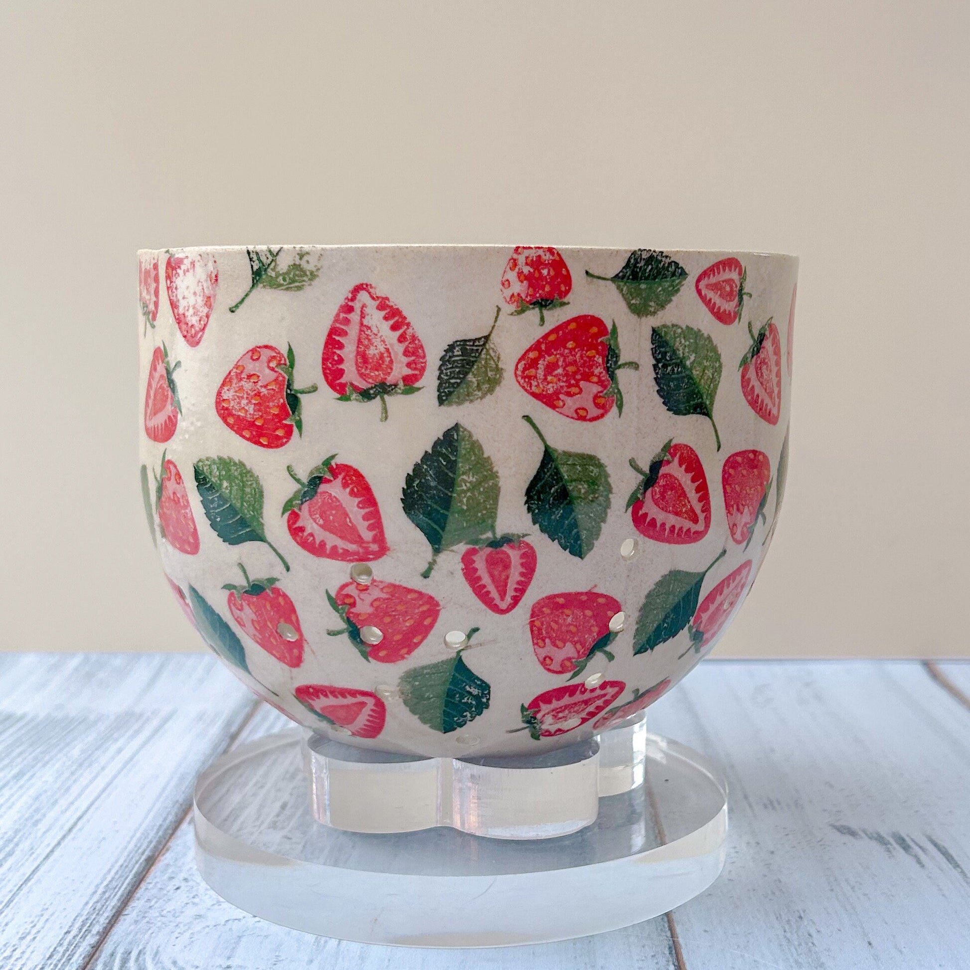 Strawberry Berry Ceramic Bowl, Handmade Strawberry Bowl, Gardener Gift Idea, Strawberry Lovers, Berry Gift For Mom, Fruit Bowl