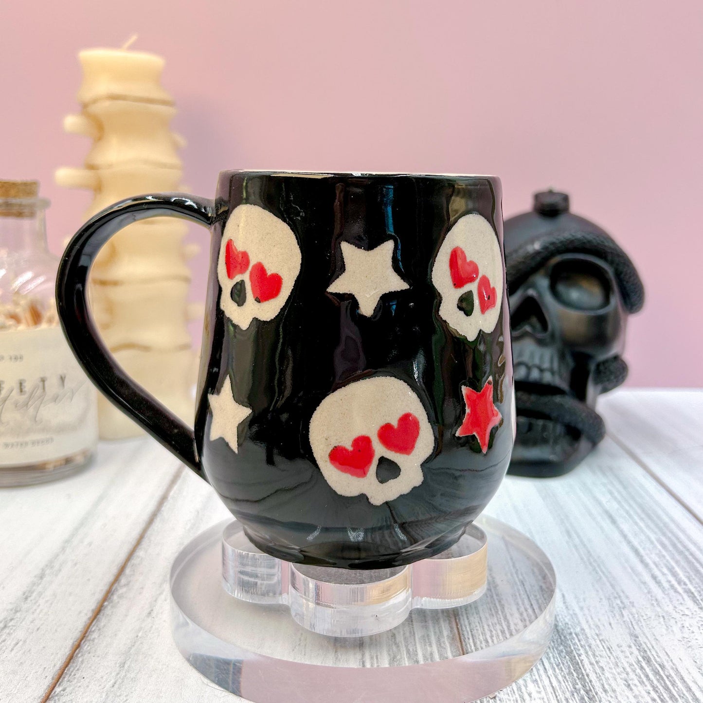 Black nd Red Skull Ceramic Coffee Mug, Autumn Gift For Her, Retro Fall Mug, Halloween Gift, Spooky Mug Handmade, Cute Autumn Mugs, Skull mug