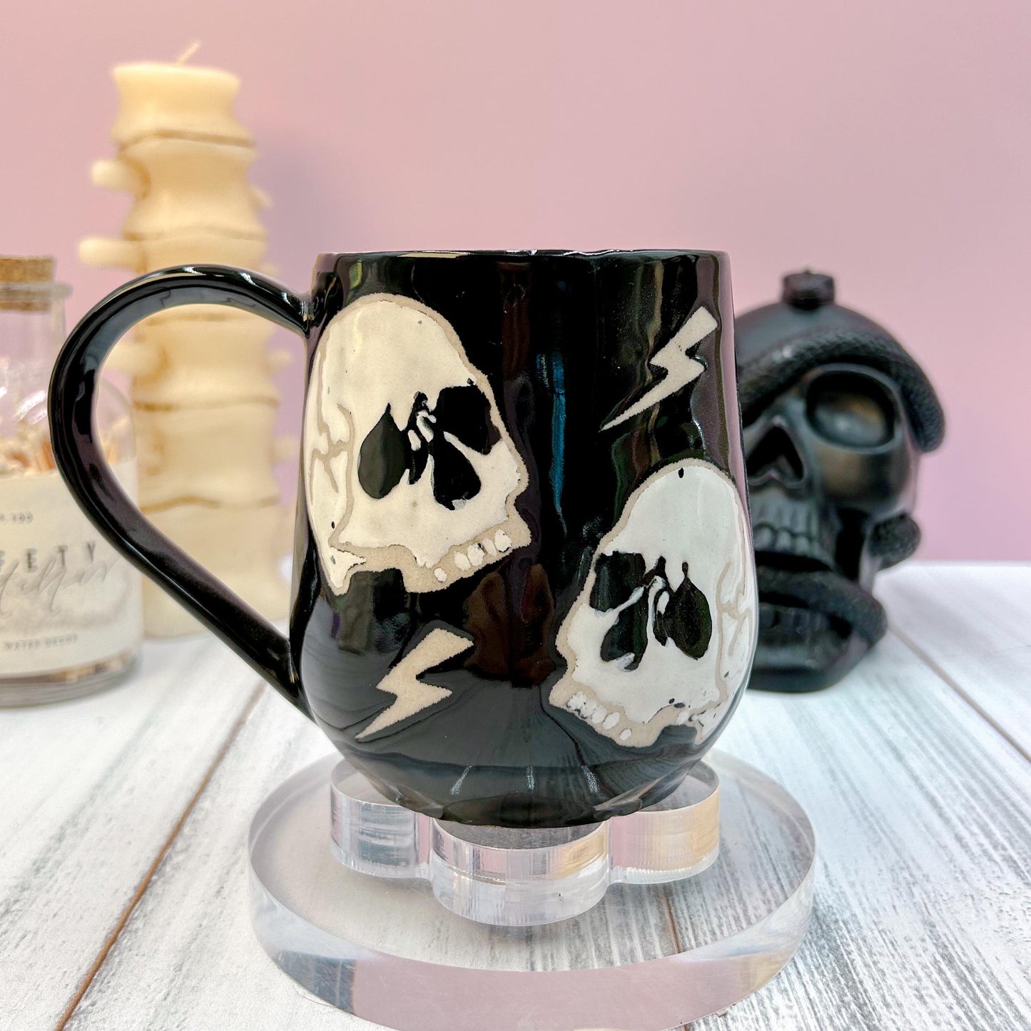 White Skull Ceramic Coffee Mug, Autumn Gift For Her, Retro Fall Mug, Halloween Gift, Spooky Mug Handmade, Cute Autumn Mugs, Skull mug