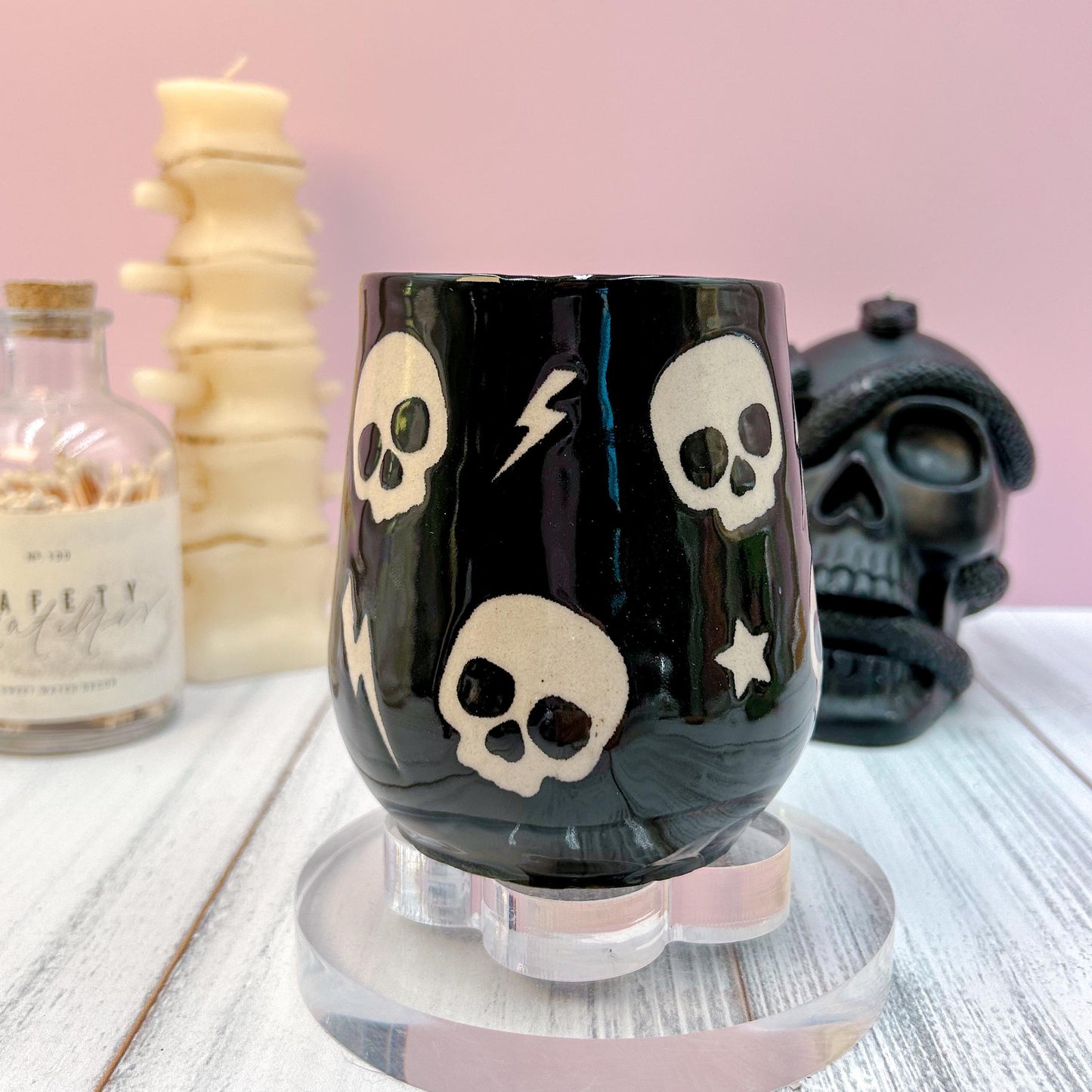 Black Skull Ceramic Coffee Mug, Autumn Gift For Her, Retro Fall Mug, Halloween Gift, Spooky Mug Handmade, Cute Autumn Mugs, Skull mug