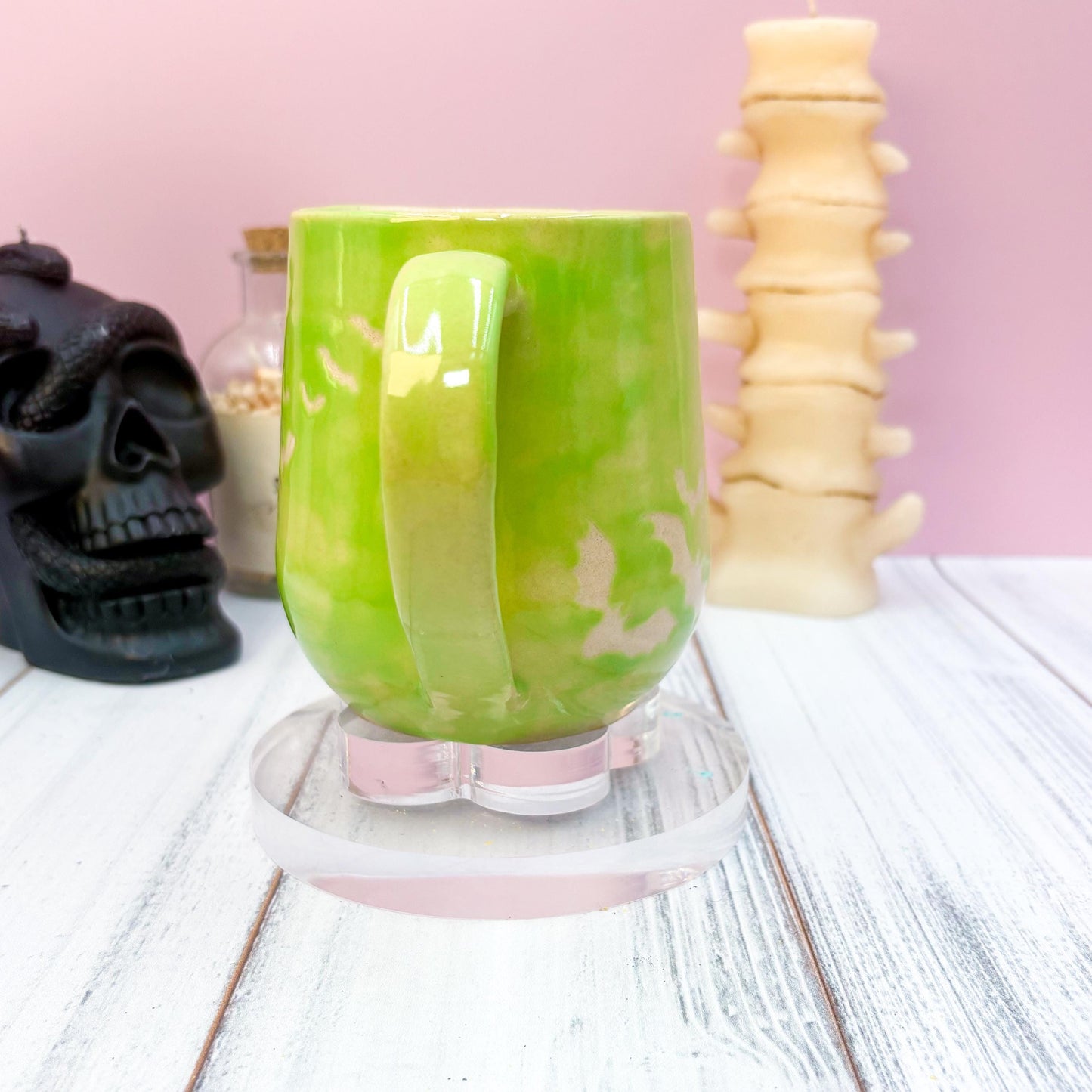Green Bat Ceramic Mug, Autumn Gift For Her, Retro Fall Mug, Halloween Gift, Spooky Mug Handmade, Cute Autumn Mugs, Fall Gift Mom