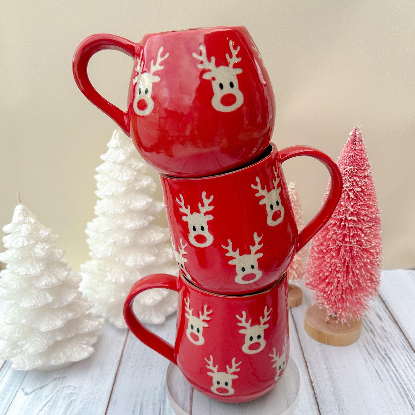 Red Reindeer 12 Ounce Ceramic Mug