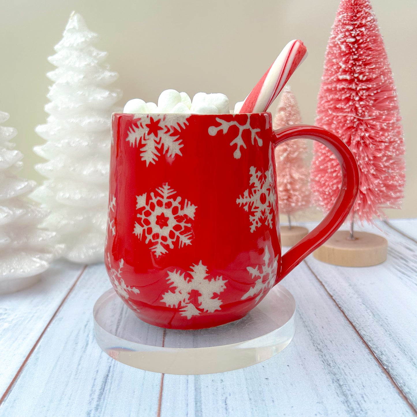 Red Retro Snowflake Ceramic Mug 16 Ounces