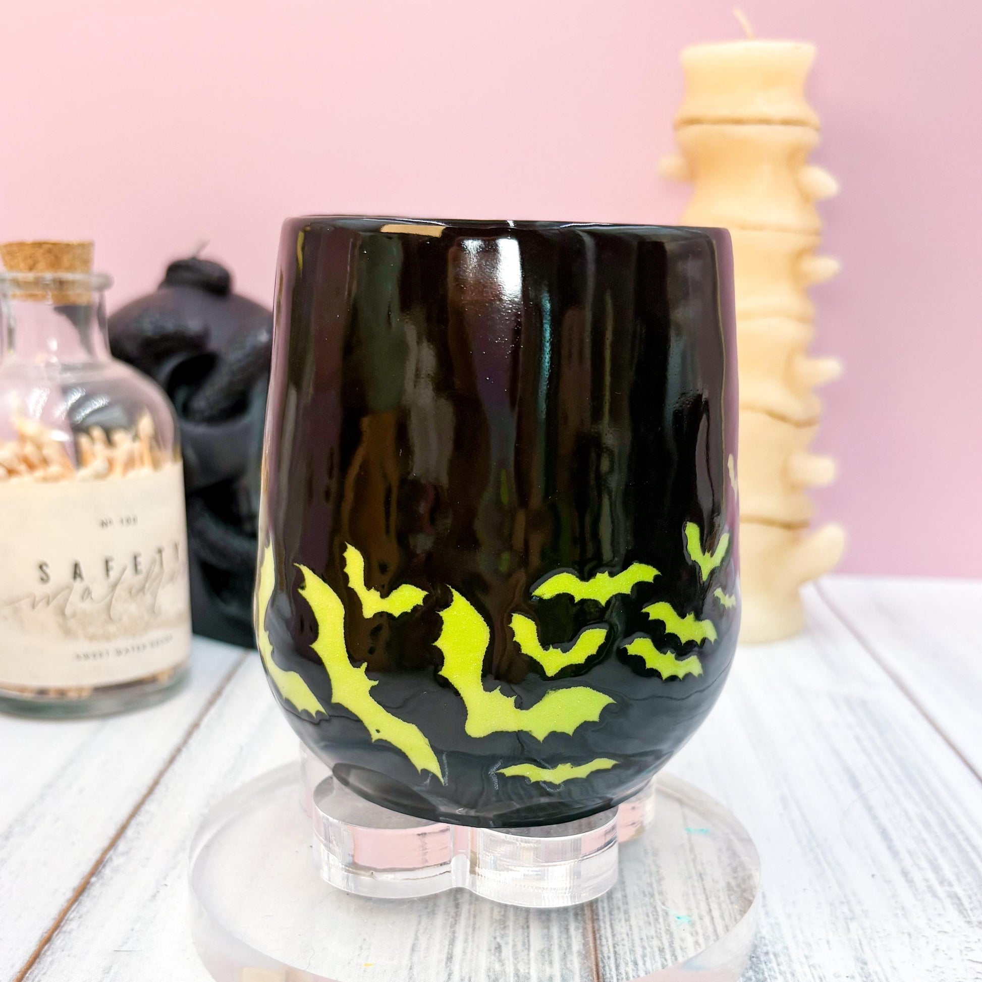 Green and Black Bat Ceramic Mug, Autumn Gift For Her, Retro Fall Mug, Halloween Gift, Spooky Mug Handmade, Cute Autumn Mugs, Fall Gift Mom