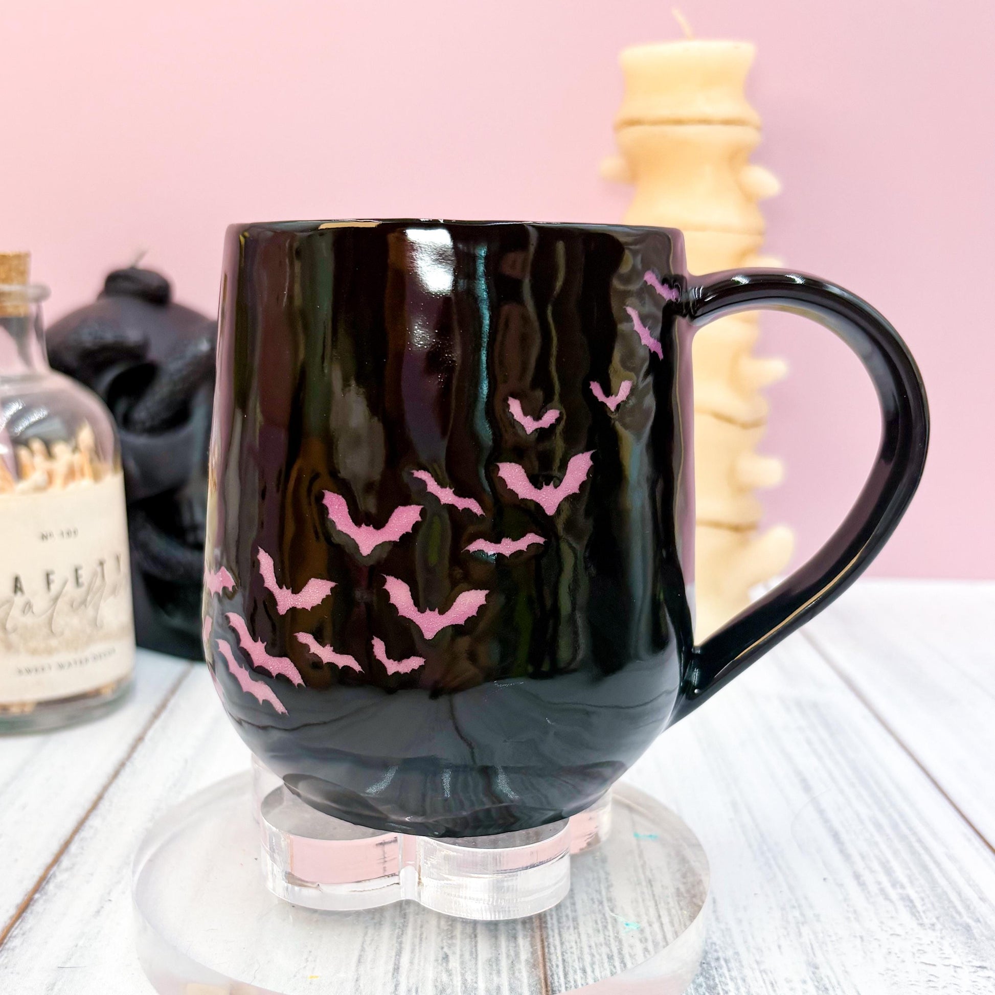 Purple and Black Bat Ceramic Mug, Autumn Gift For Her, Retro Fall Mug, Halloween Gift, Spooky Mug Handmade, Cute Autumn Mugs, Fall Gift Mom