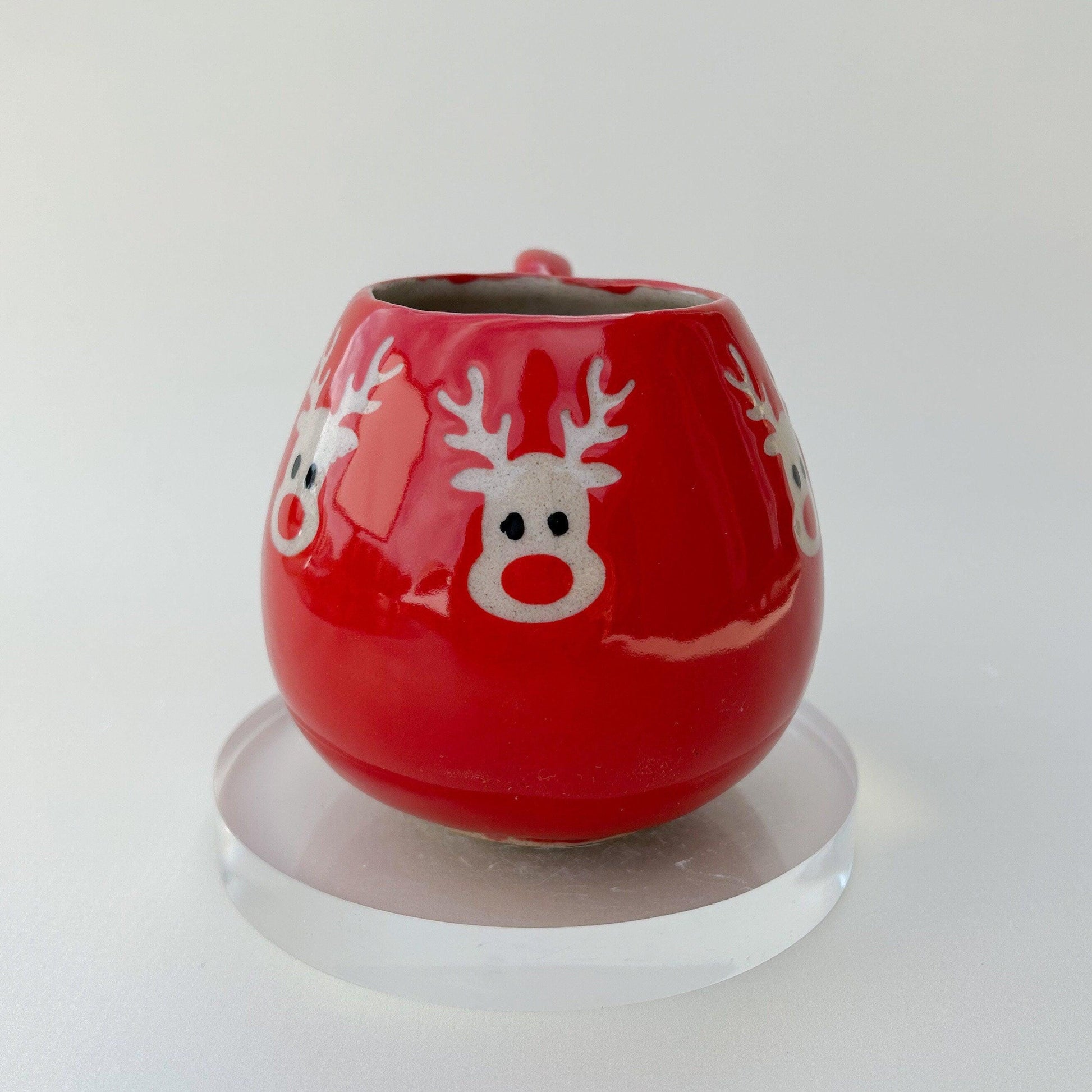 Red Reindeer 12 Ounce Ceramic Mug