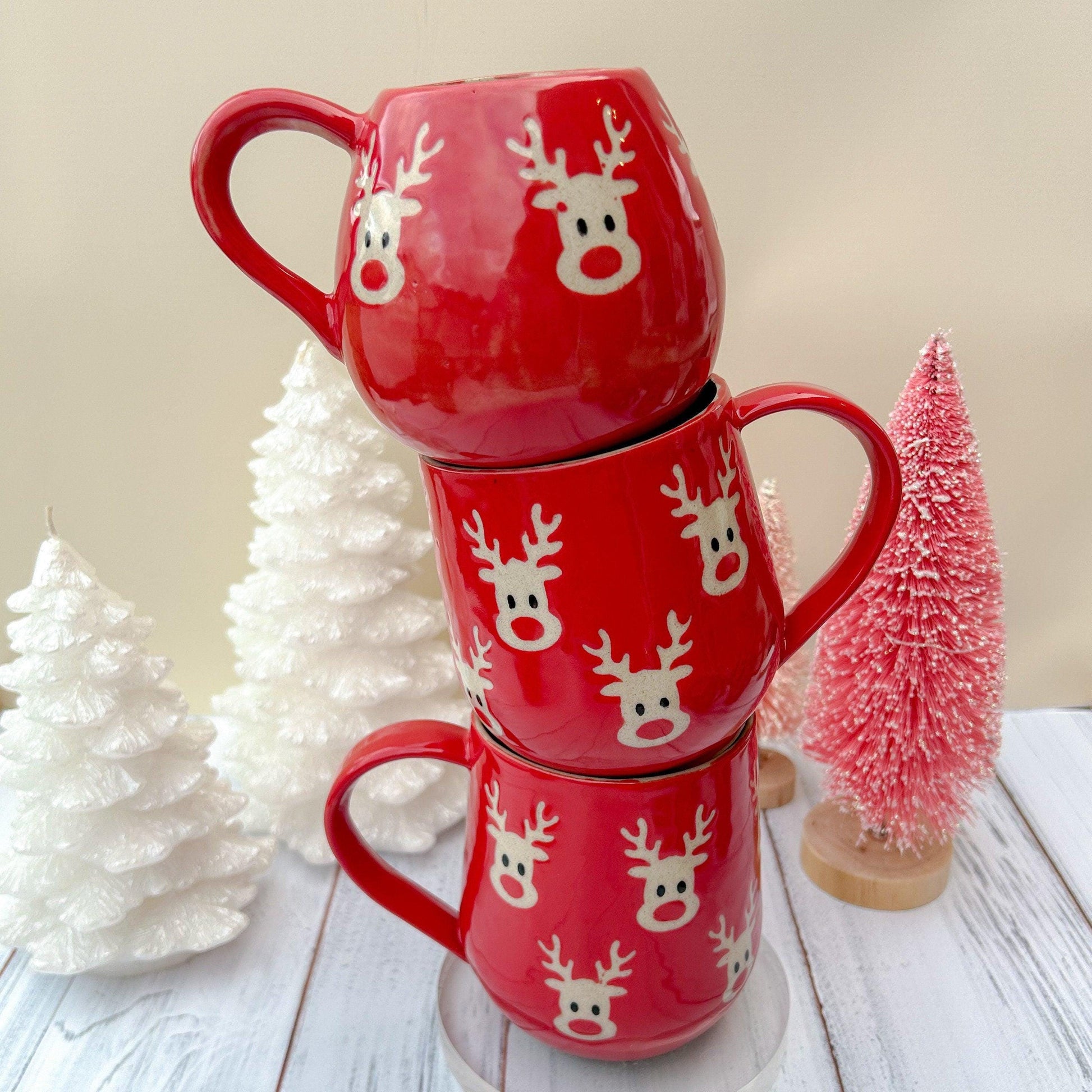 Red Reindeer 12 Ounce Ceramic Mug