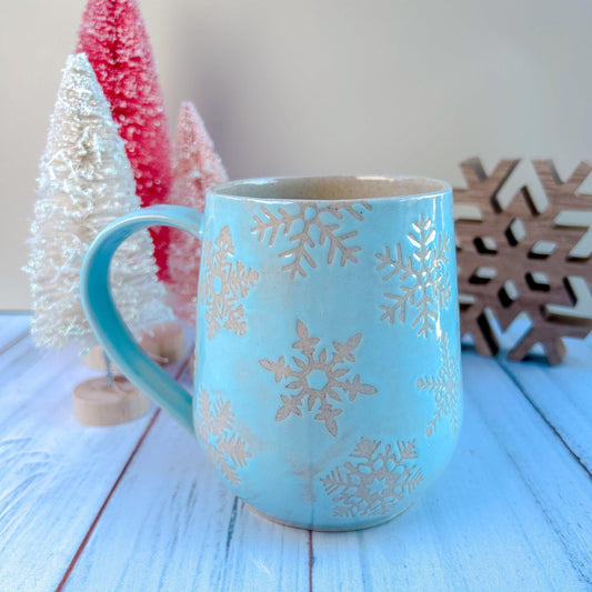 Blue Snowflake 16 Ounce Ceramic Mug