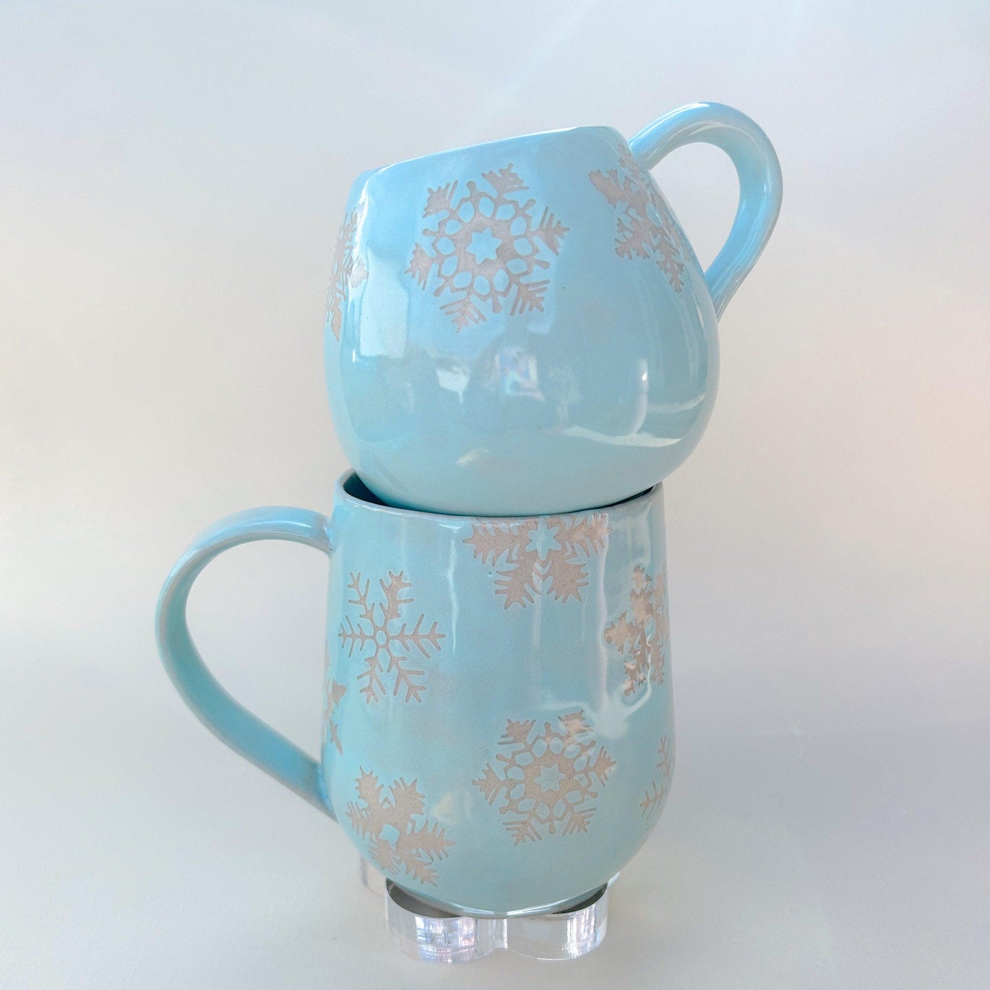 Blue Snowflake 16 Ounce Ceramic Mug