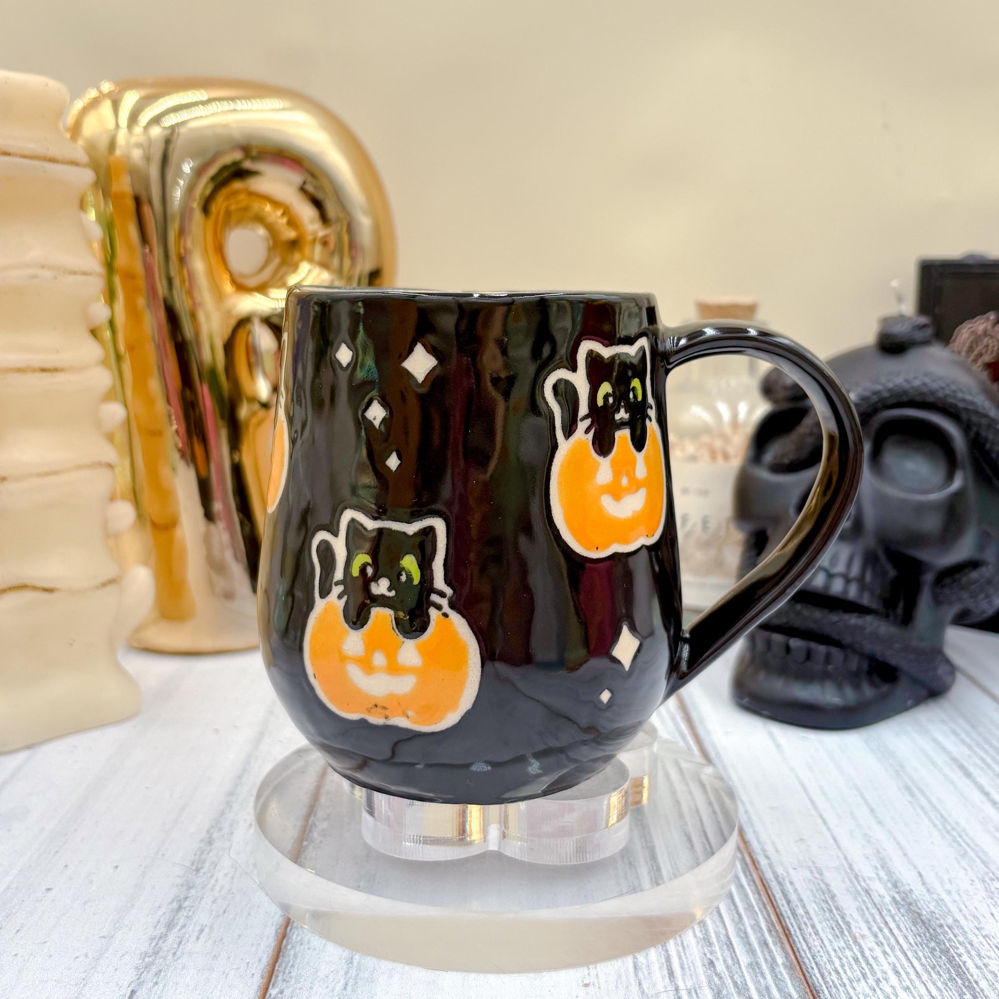 Black Kitty Pumkin Ceramic Mug, Autumn Gift, Retro Fall Mug, Halloween Gift, Spooky Mug Handmade, Cute Autumn Mugs, Cat Mug, Pumpkin Mug