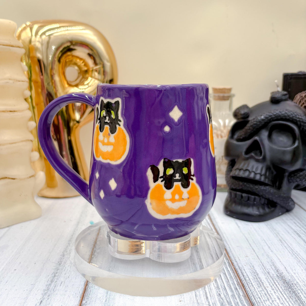 Dark Purple Kitty Pumkin Ceramic Mug, Autumn Gift, Retro Fall Mug, Halloween Gift, Spooky Mug Handmade, Cute Autumn Mugs, Cat Mug, Pumpkin
