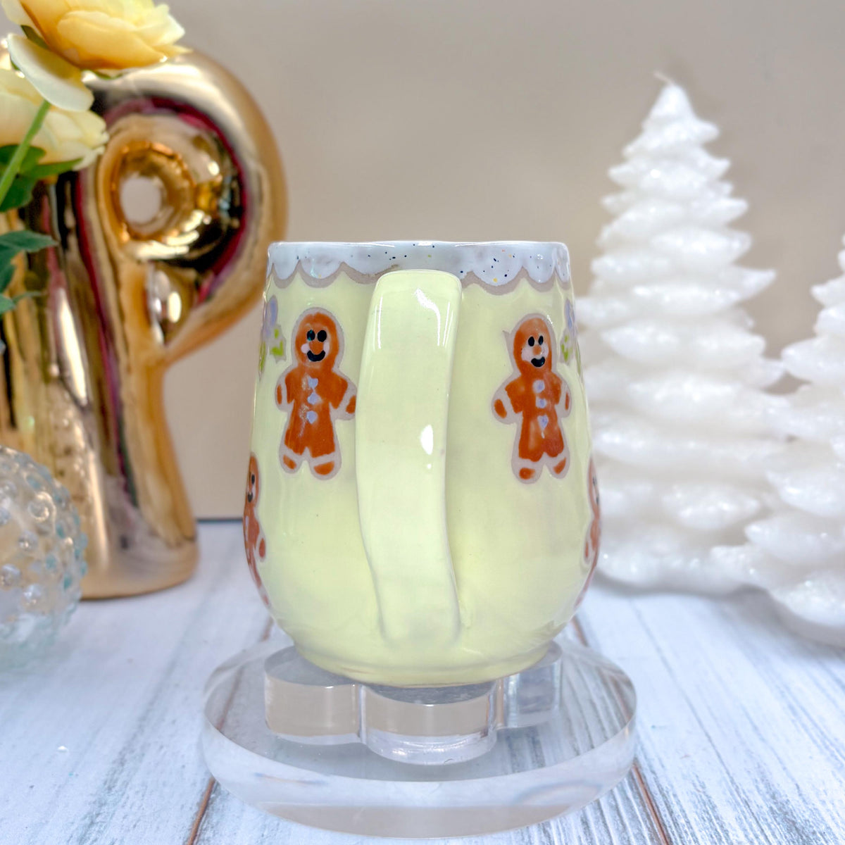Yellow Gingerbread Ceramic Mug, Winter Coffee Mug, Christmas Mug Ceramic Handmade, Stoneware Mug, Holiday Cup, Cozy Cabin Gift, Winter Gift