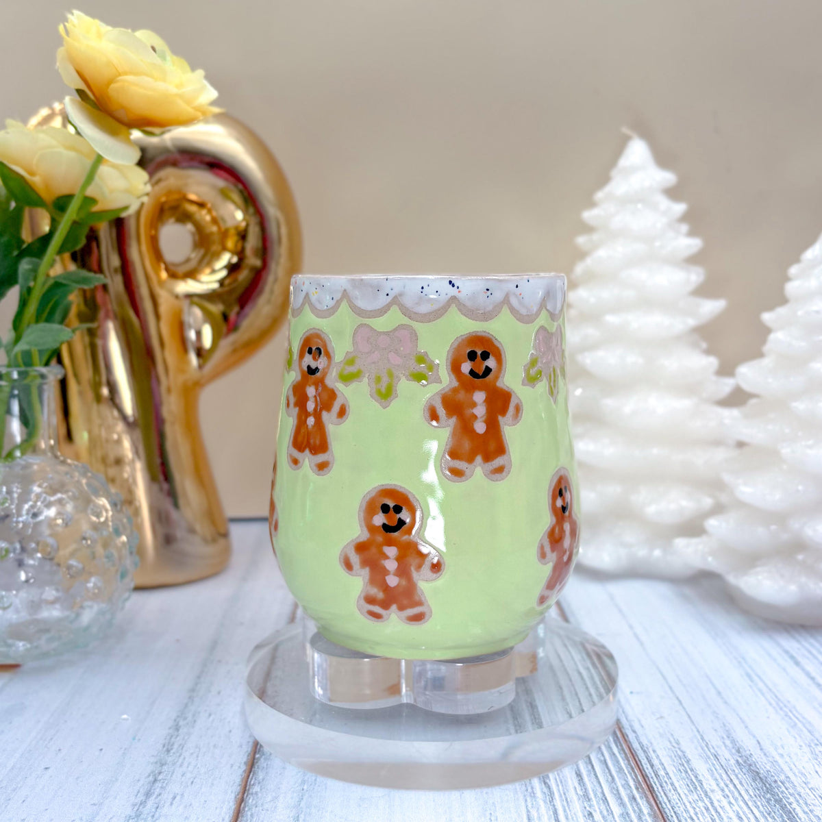 Green Gingerbread Ceramic Mug, Winter Coffee Mug, Christmas Mug Ceramic Handmade, Stoneware Mug, Holiday Cup, Cozy Cabin Gift, Winter Gift