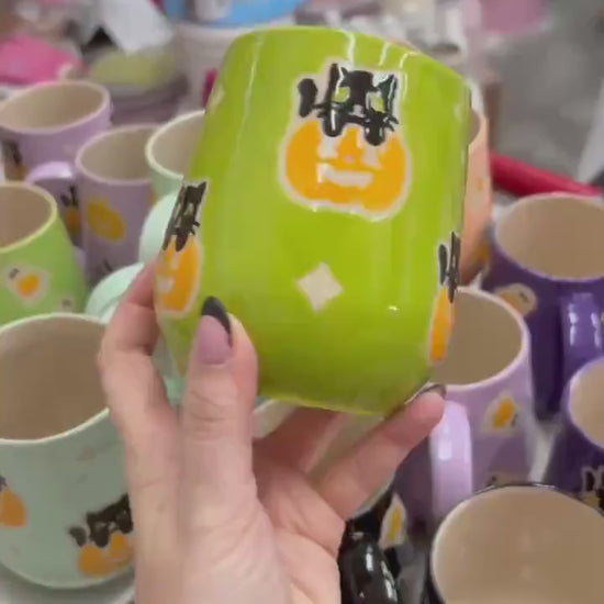 Green Kitty Pumkin Ceramic Mug