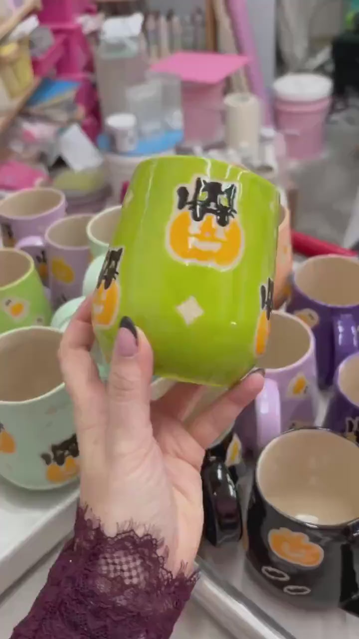 Green Kitty Pumkin Ceramic Mug