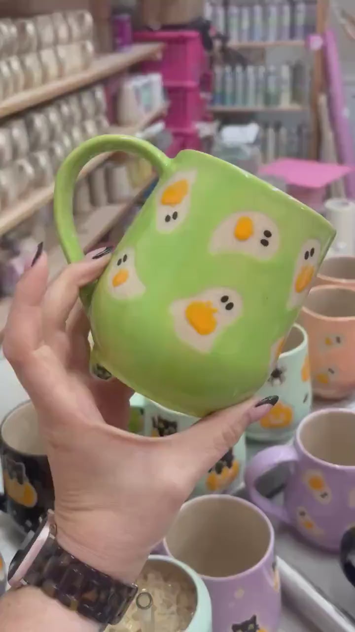 Green Ghost Pumkin Ceramic Mug