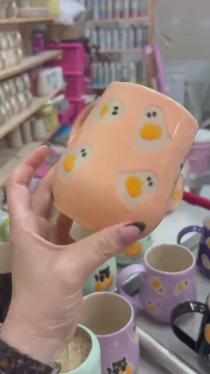 Peach Ghost Pumkin Ceramic Mug
