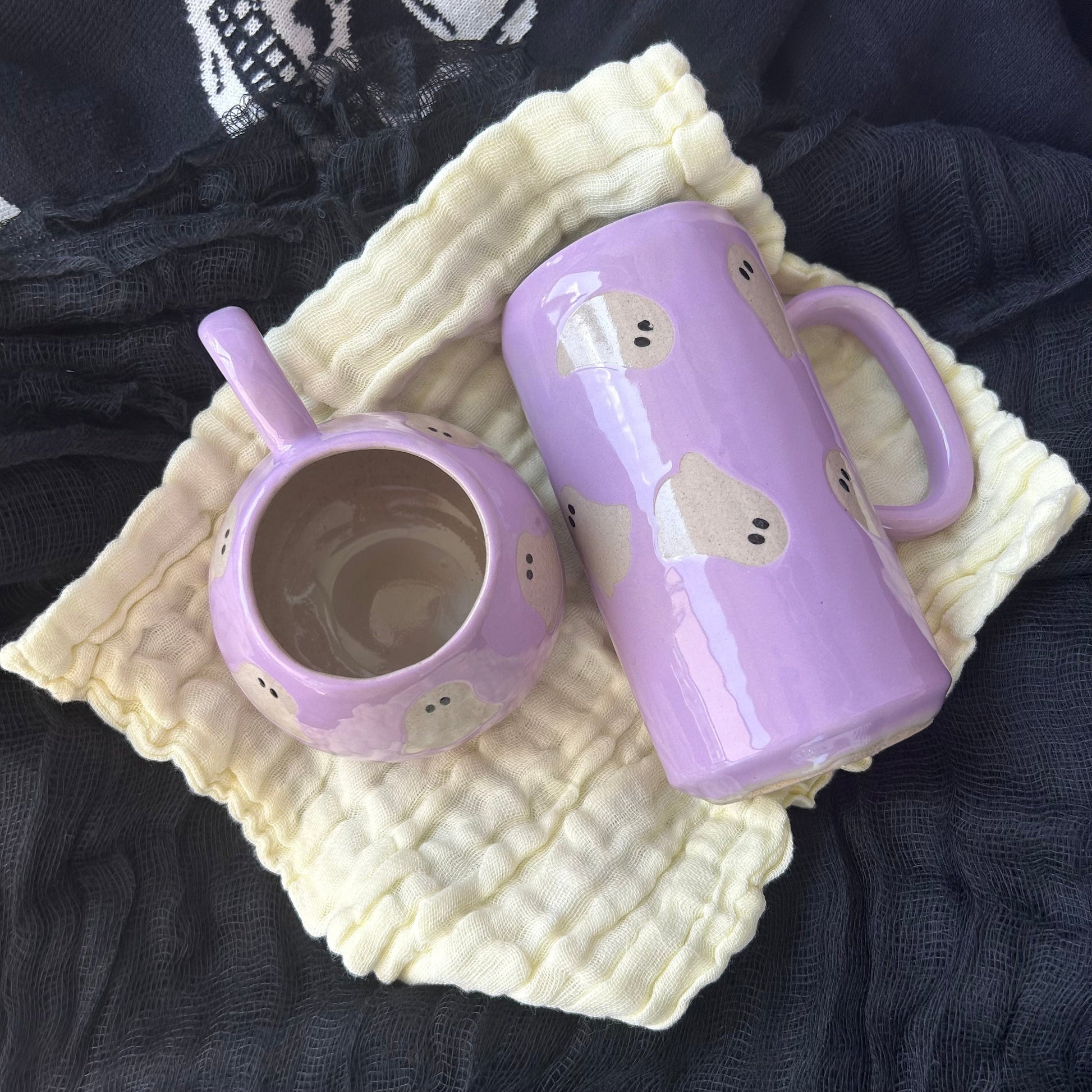 Purple Ghost Mug Ceramic, Autumn Gift For Her, Retro Fall Mug, Halloween Gift Teacher, Spooky Mug Handmade, Cute Autumn Mugs, Cozy Fall Gift